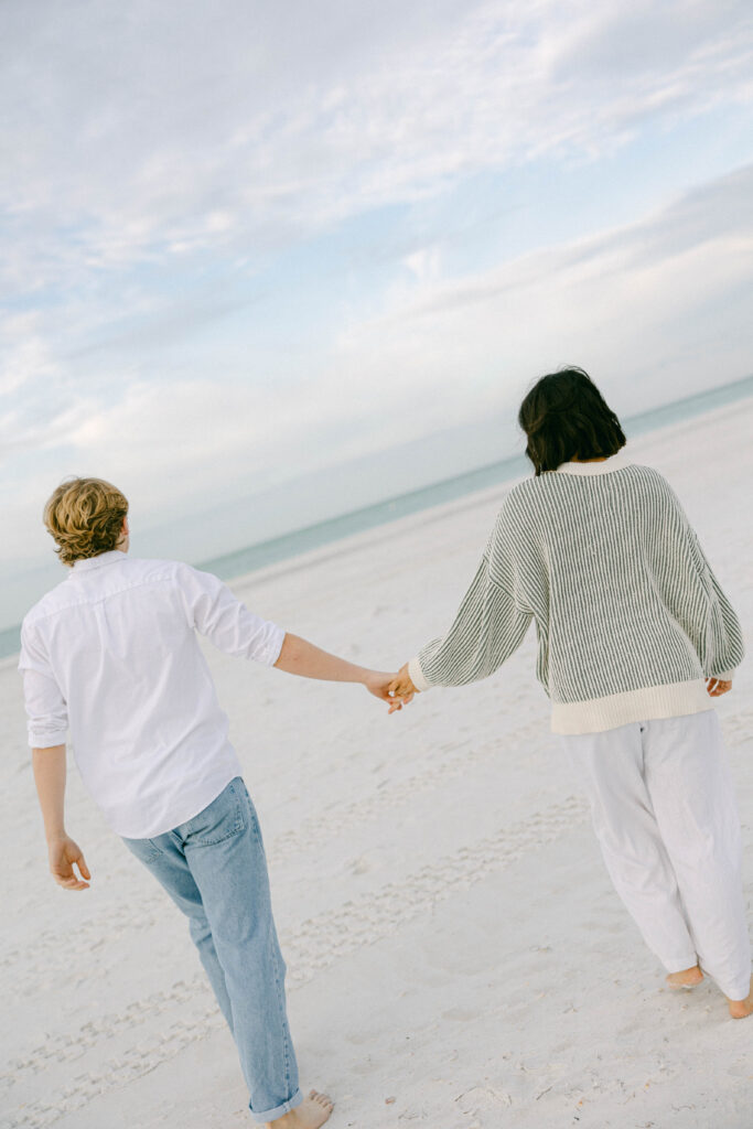 minimalistic beach couples photoshoot