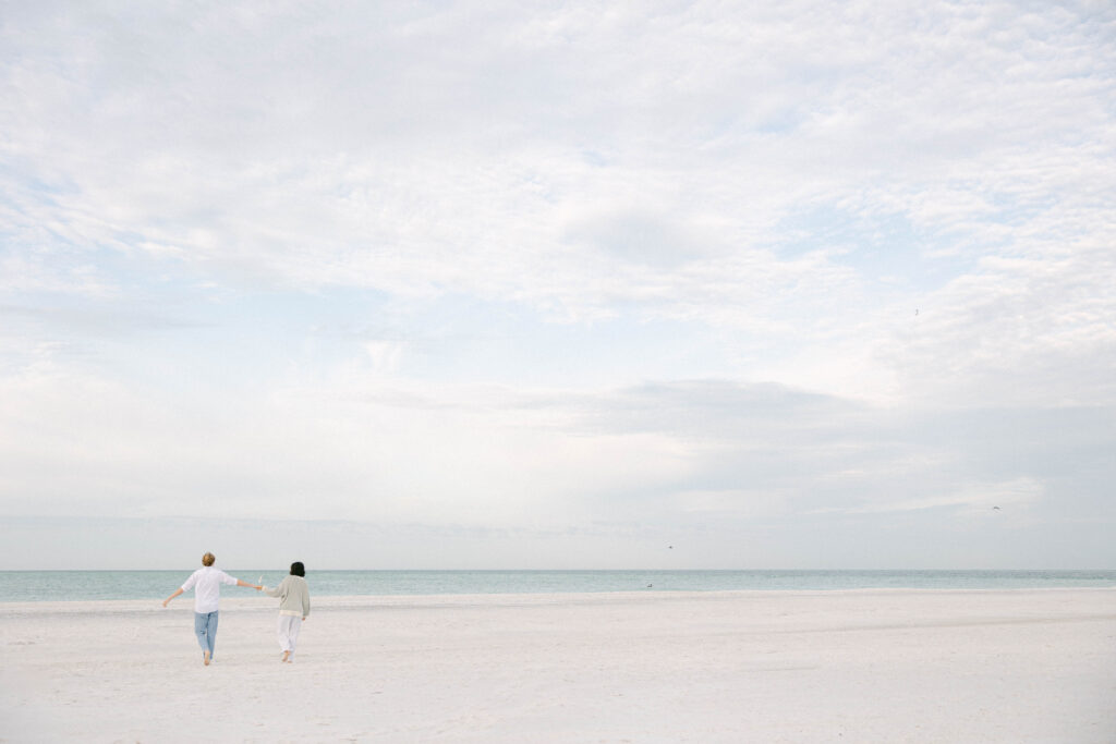 minimalistic beach couples photoshoot