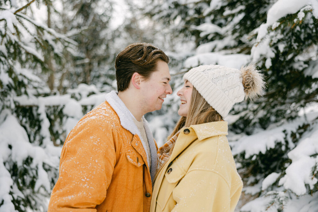 couples session in the snow