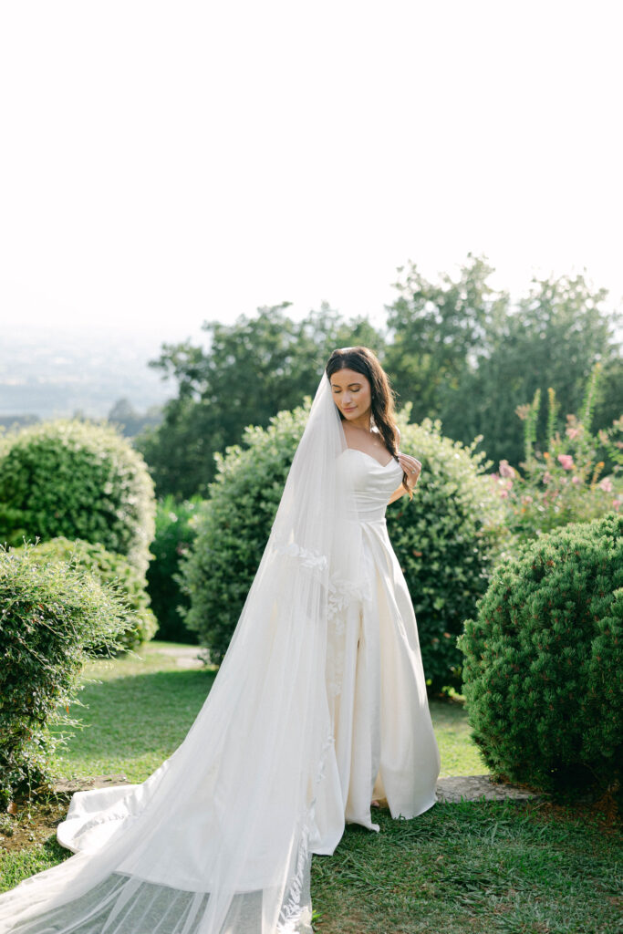 bride and groom portraits Italy