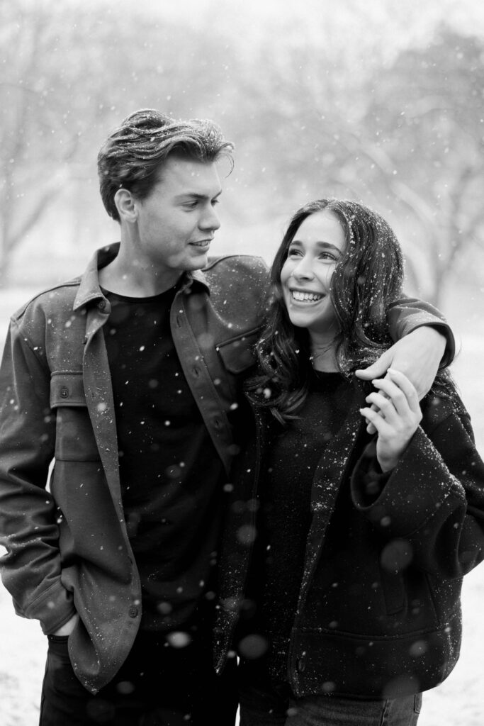 couples session in the snow